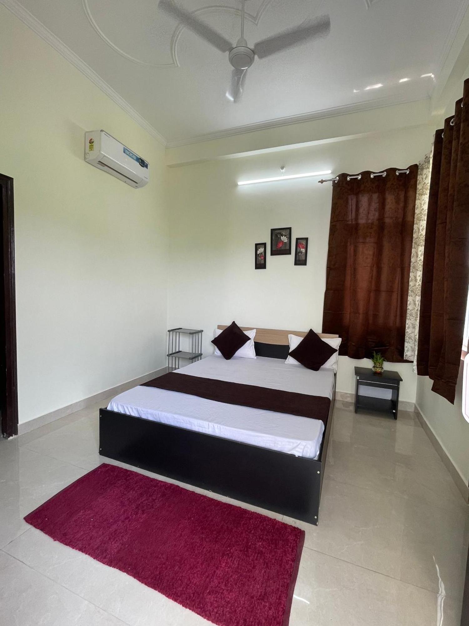 Atulyam Stays Sushant Golf City Lucknow Exterior foto